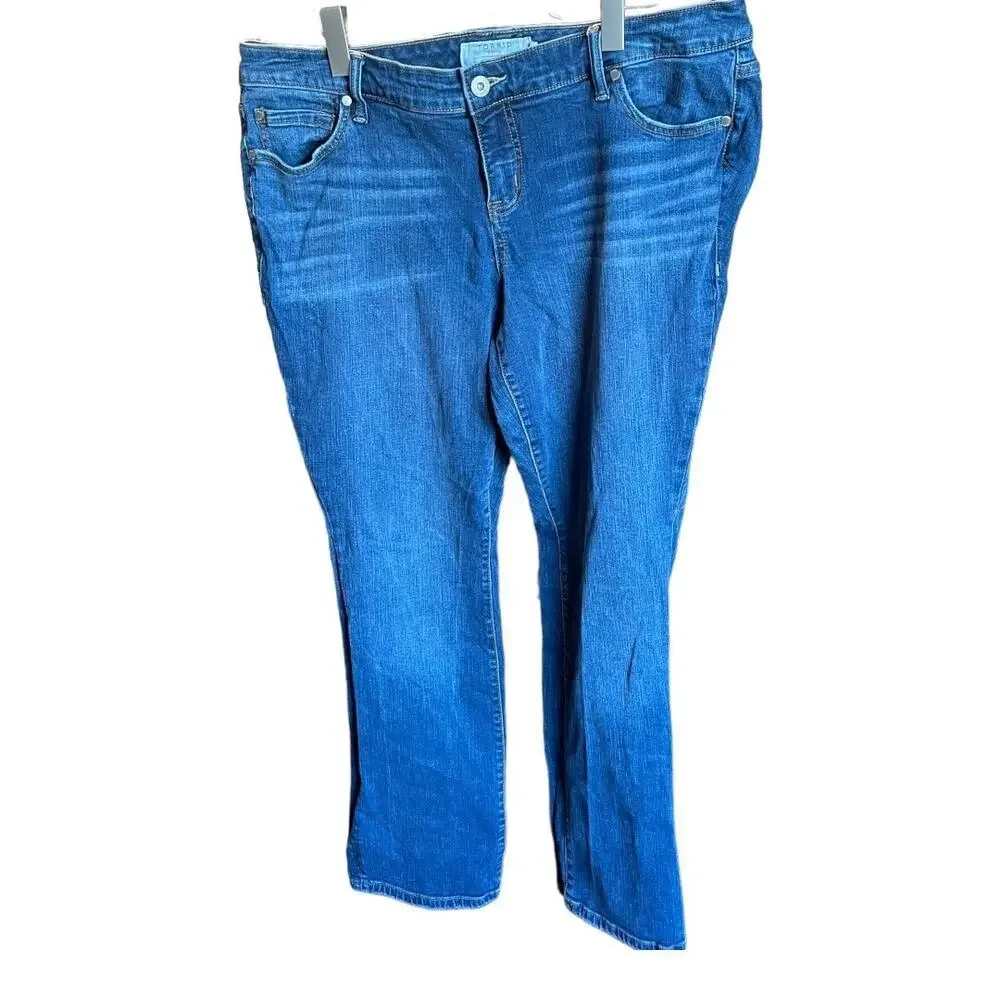 Torrid Straight leg Boyfriend Jeans Sz 18 - Picture 2 of 8